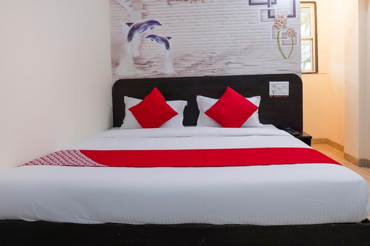 Oyo Flagship 68474 Hotel Viraj 푸네 외부 사진